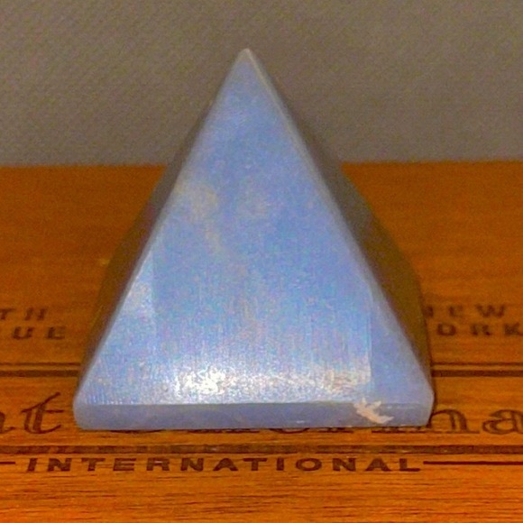 Perfect Authentic Angelite Pyramids πβ¨ more than 60% OFF! - Picture 7 of 13